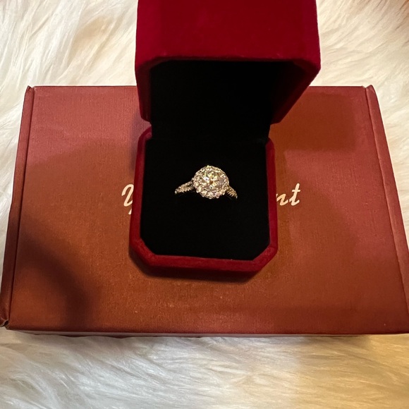 NEW💍2 Carat 925 Sterling Silver Moissanite Diamond 18K White Gold Plated… - Picture 8 of 17